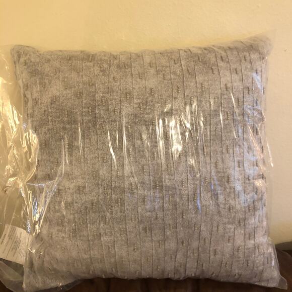Hotel Collection Eclipse 20 Sq. Decorative Pillow - Picture 3 of 4